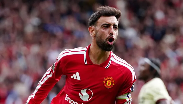 Man United transfer news: Bruno Fernandes contract extension decision 'revealed' as £300,000k captain enters final year