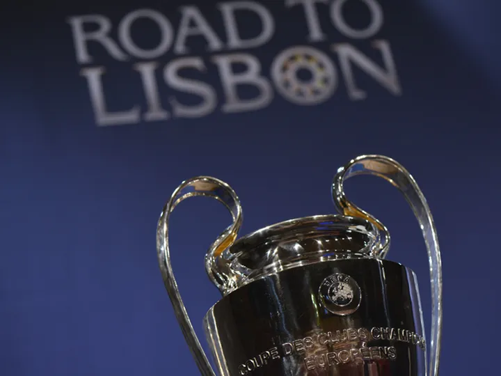 Crowd ban lifted on Kiev, Man City CL game