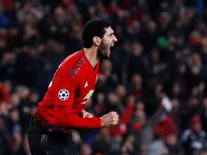 Manchester United midfielder Marouane Fellaini celebrates scoring the winner against Young Boys on November 27, 2018