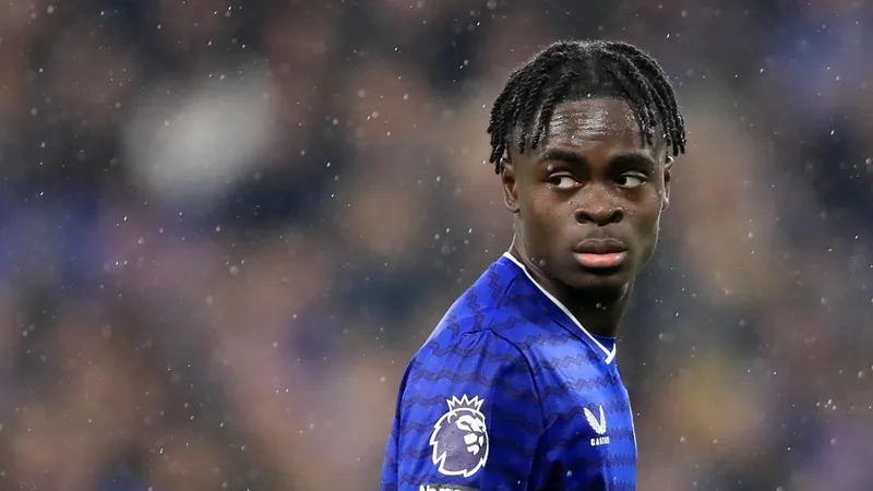 Everton given George transfer warning as PL rival 'keeping tabs' on Chelsea prospect