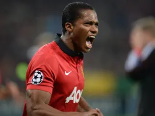 Valencia in at right-back for Man United