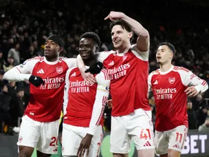 Bittersweet night: Saka's drops major contract hint at Wolves before injury scare