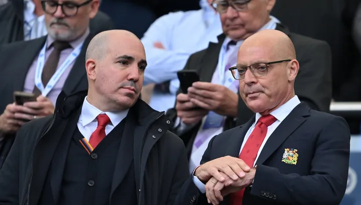 Senior figure leaves Man United role as club close in on Michael Carrick decision