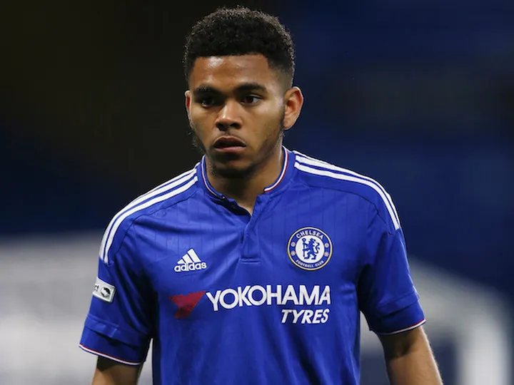 Bristol City bring in DaSilva from Chelsea