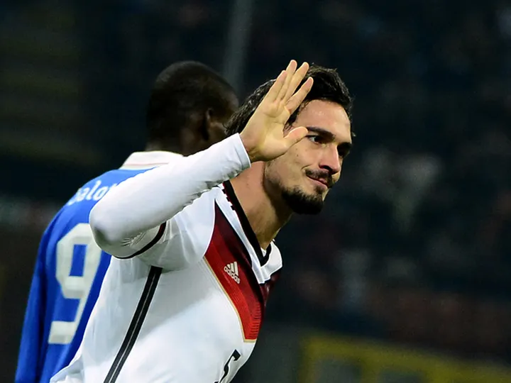 8am Transfer Talk Update: Hummels, Marin, Blind