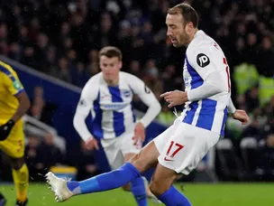 Murray demands response from Brighton after Craven Cottage collapse