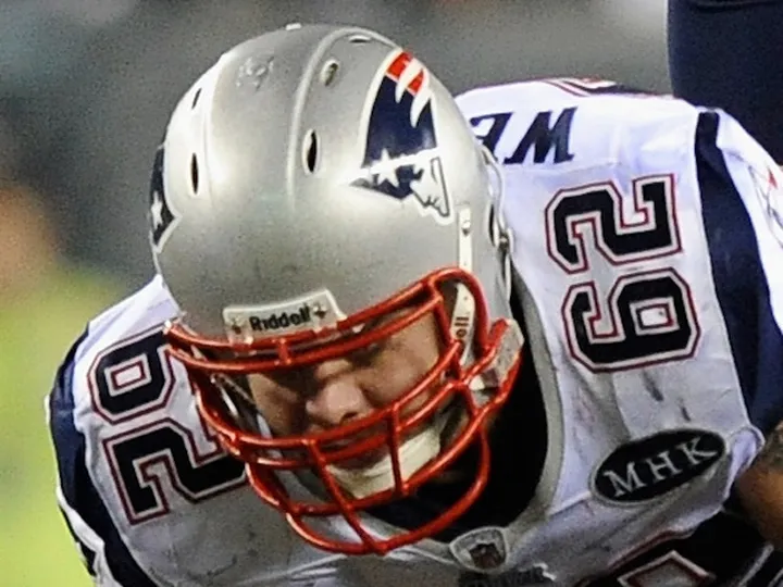 Patriots re-sign Ryan Wendell