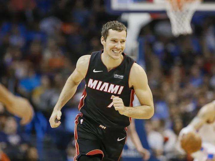 Dragic stars as Heat end Spurs' winning run
