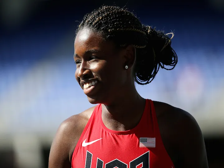 Candace Hill breaks 200m youth record