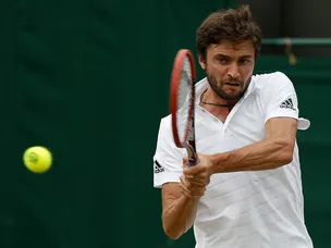 Gilles Simon beats Benoit Paire in three sets
