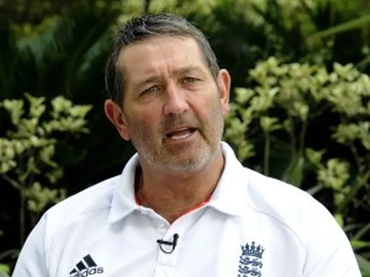 Gooch quits as one-day batting coach
