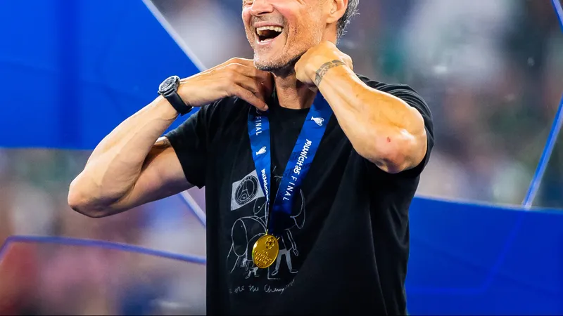 What is Luis Enrique's record in finals?