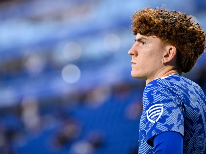 Strasbourg star Barco makes announcement on future amid Chelsea speculation