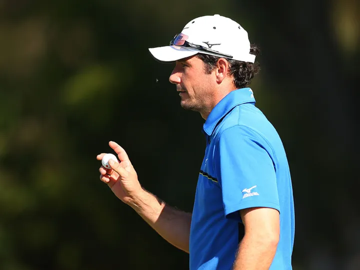 Whiteford takes Perth lead