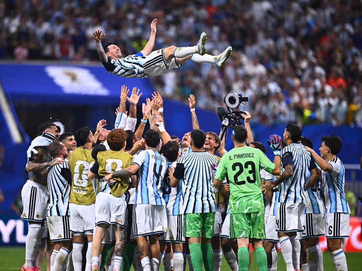 Messi and lucky Argentina survive another World Cup scare