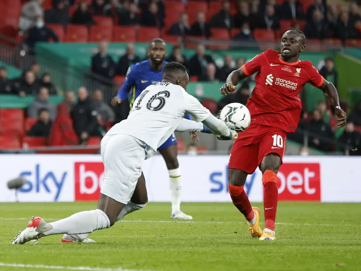 Liverpool 'plan new Sadio Mane contract'