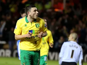 Norwich cruise past Posh