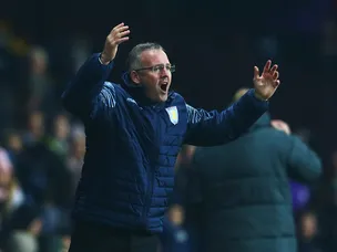 Lambert surprised by fan chants