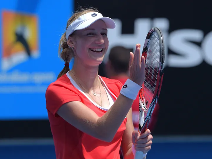 Makarova powers past Pliskova