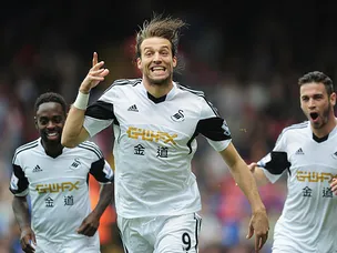 Michu starts for Spain