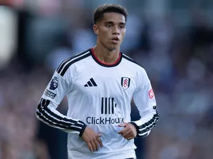 Attainable star: Man Utd, Liverpool 'learn asking price' for Fulham's King