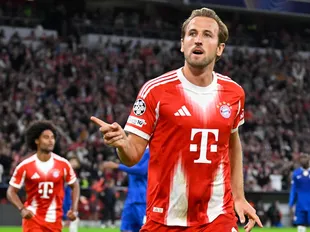 Kane chasing down Gerrard, Lewandowski scoring records in PSG vs. Bayern showdown