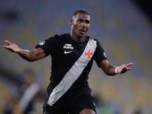 Forest loanee sets out 'priority' amid interest from three clubs