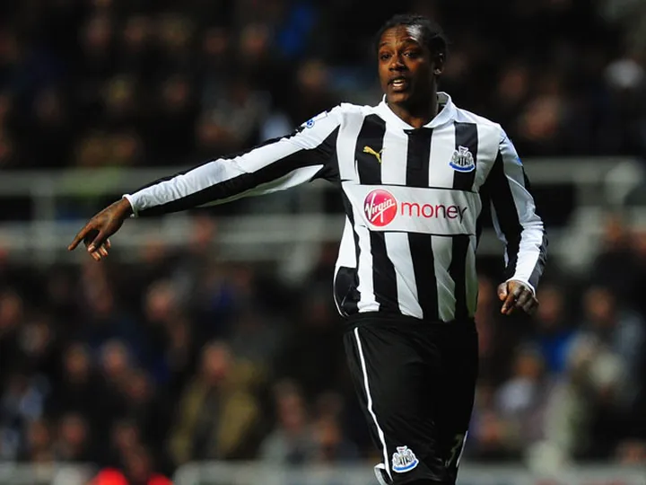 Nile Ranger pens Southend contract