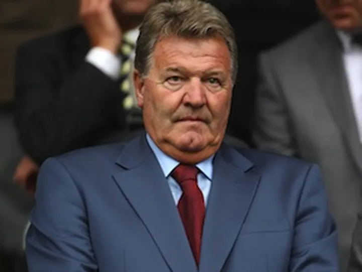 On This Day: Wales boss Toshack pens two-year contract extension