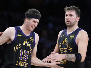 LA Clippers vs. Lakers: Player props, injury report and prediction | NBA