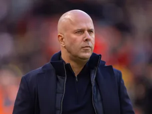 "Not a pleasure to watch": Slot critical of Premier League football