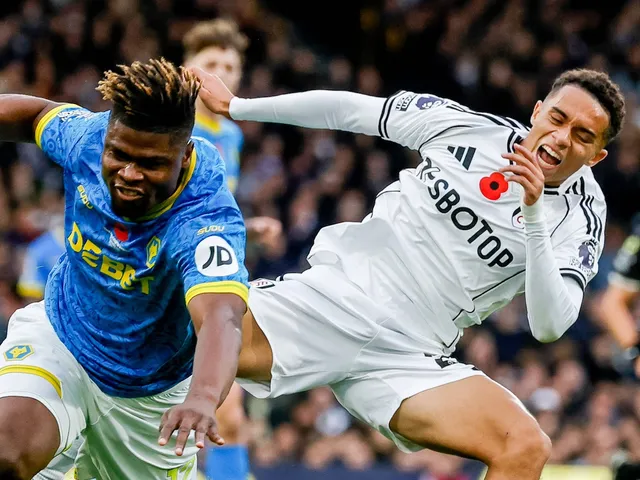 Pereira's Wolves woes continue as Silva's Fulham dominate 10-man Old Gold