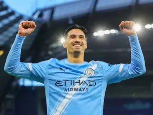 Reijnders father reveals why five clubs missed out on former Man City midfielder