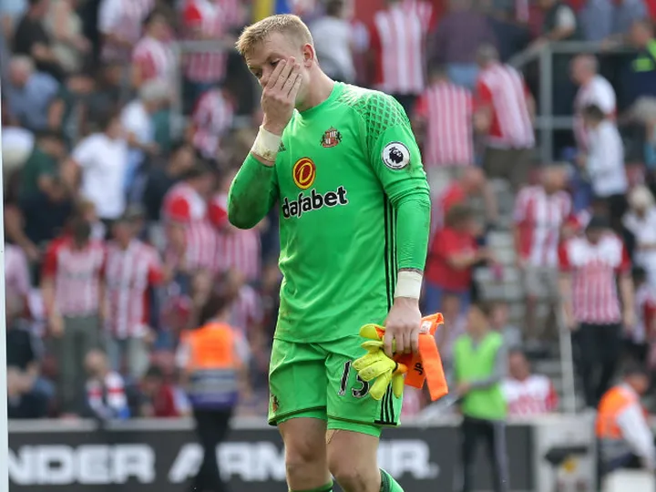 Moyes urges Pickford to stay at Sunderland