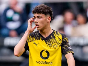 Werder Bremen vs Dortmund - prediction, team news, lineups