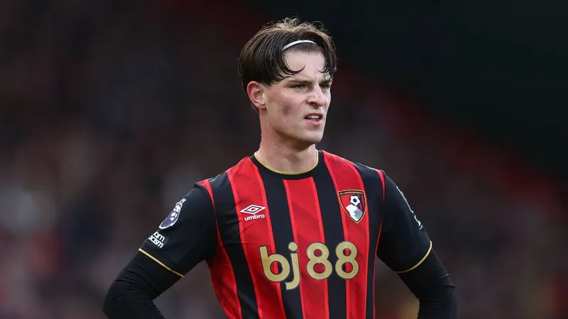 Chelsea fail with '£64m' Scott bid as Bournemouth set out stance over fresh approaches
