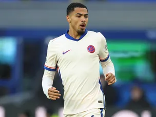 'He has a bad habit': Neville lays into Chelsea defender after Brighton defeat