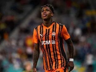Fulham transfer target 'arrives for medical' following £36m agreement