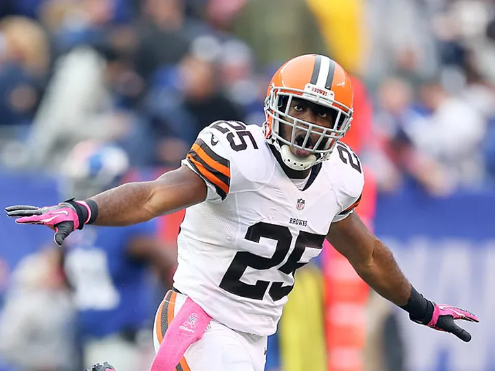 Chris Ogbonnaya announces retirement