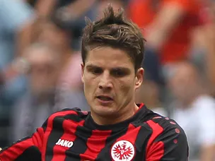 Frankfurt earn point at Hamburg