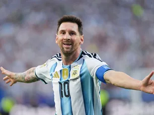 Messi rewrites history with hat-trick against Algeria but Scaloni's machine is the real story
