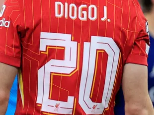 Liverpool retire No.20 in honour of Diogo Jota: Which English clubs have done the same?
