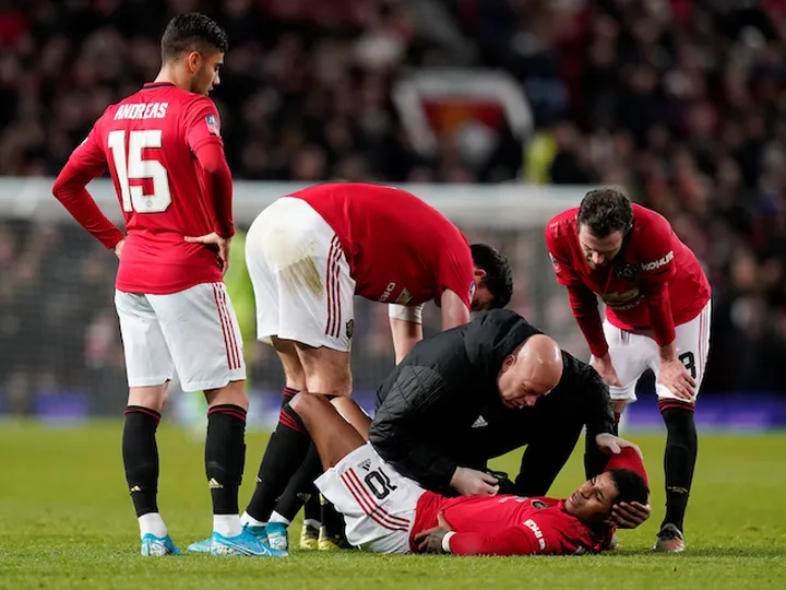Ole Gunnar Solskjaer confirms Marcus Rashford stress fracture