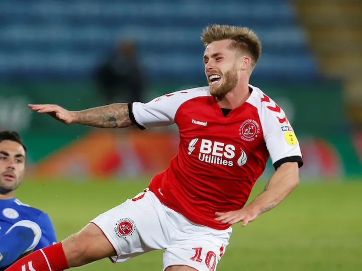 Kilmarnock complete Conor McAleny loan signing