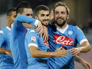Higuain, Allan strikes give Napoli lead