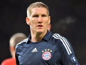 Schweinsteiger demands respect