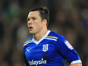 Cowie puts Cardiff ahead