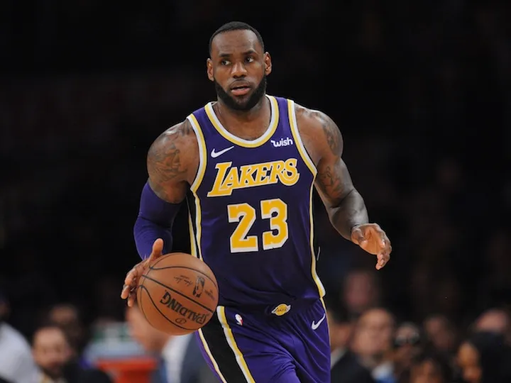 LeBron James passes Michael Jordan in NBA's all-time scoring list