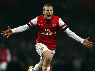 Wilshere makes Arsenal comeback