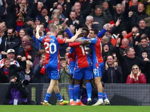 Schlupp rocket steals point for Palace at Fulham
